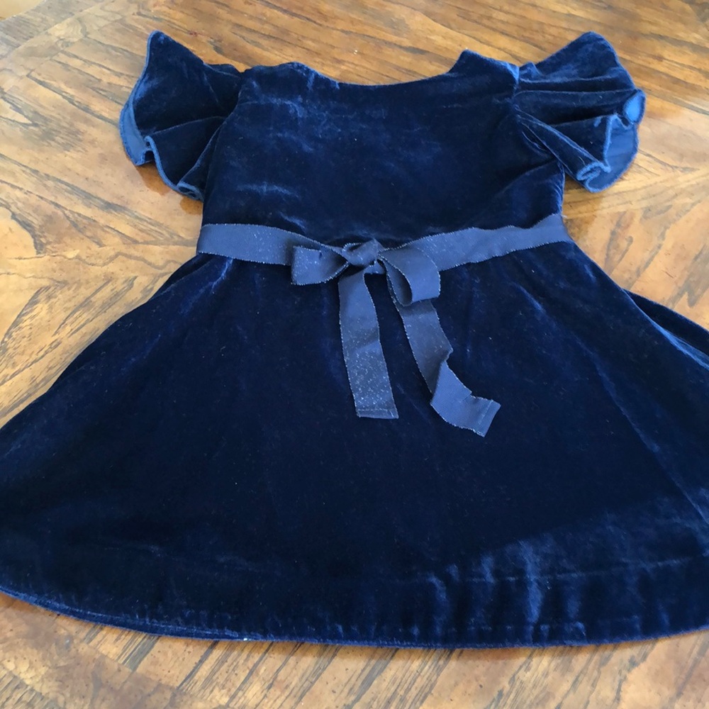 Girl’s dress